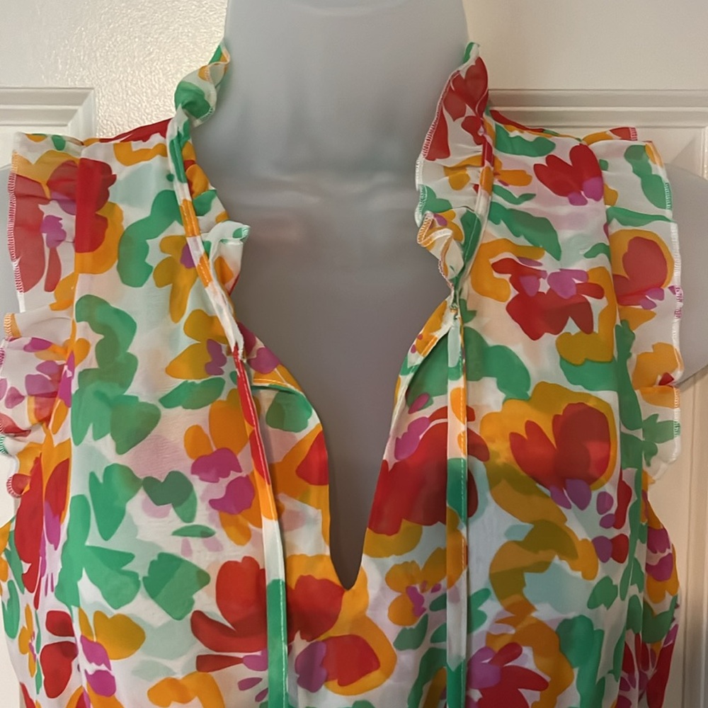 Cabi Cinched smocked waist Dress Ruffle at bottom, sleeves & neck Size XS - Picture 3 of 9